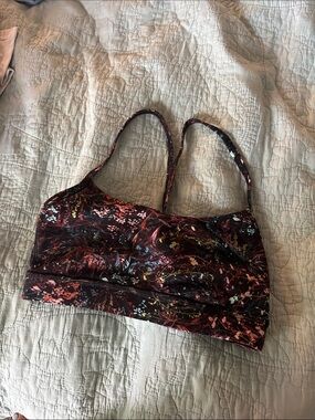 Lululemon sports bra - black Multi